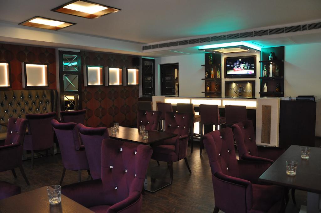 Hotel Prem Plaza Karnal Bagian luar foto