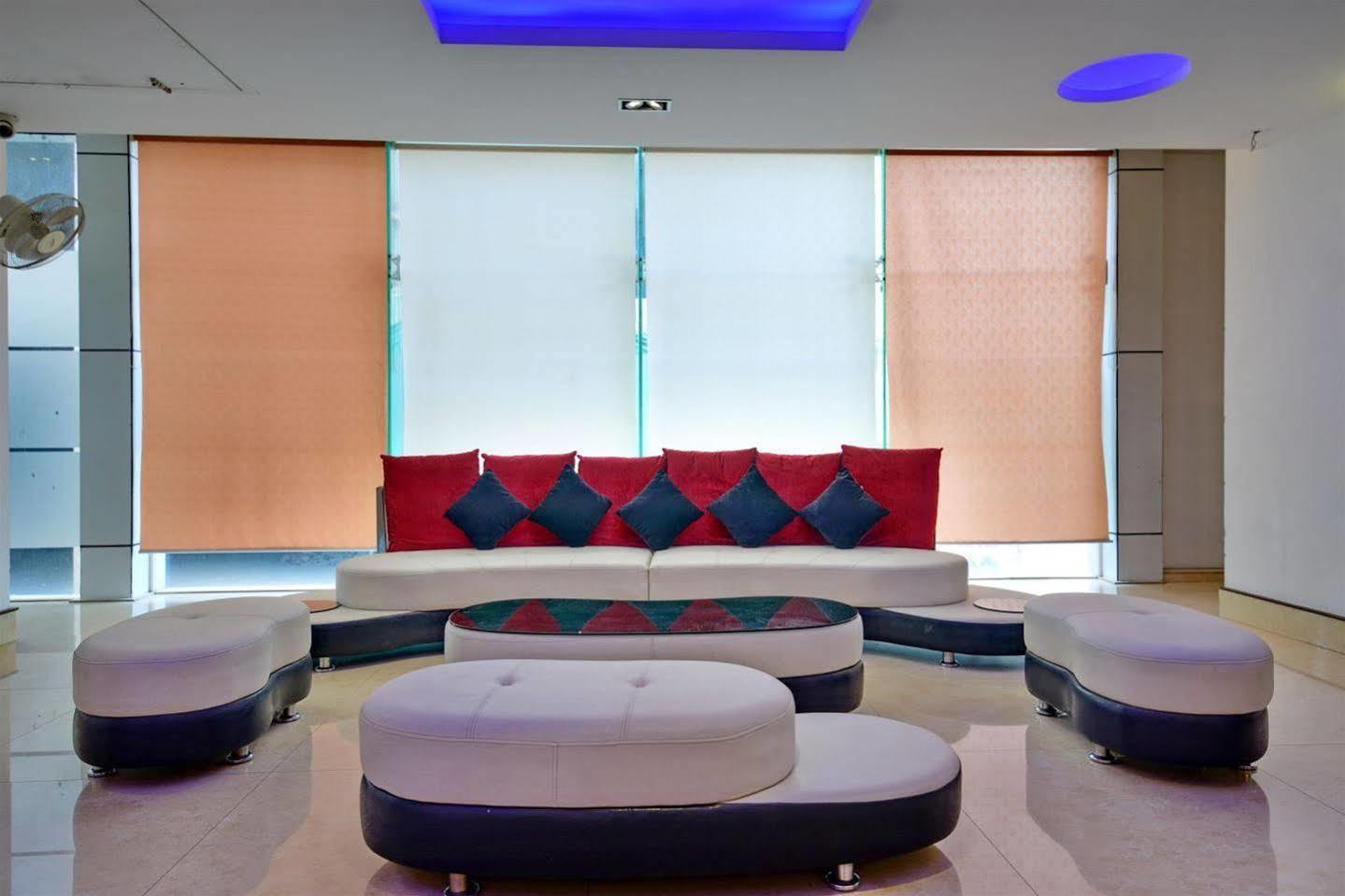 Hotel Prem Plaza Karnal Bagian luar foto